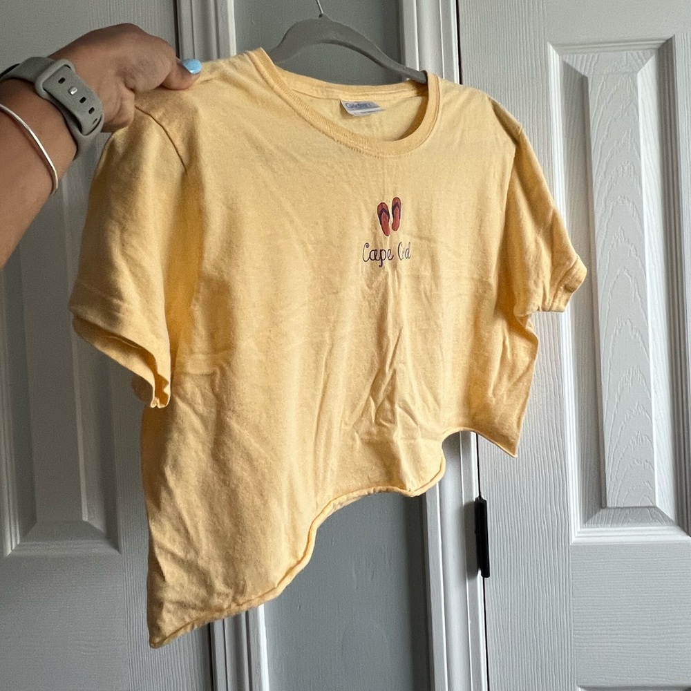 Vintage Cape Cod Cropped Tee - image 3